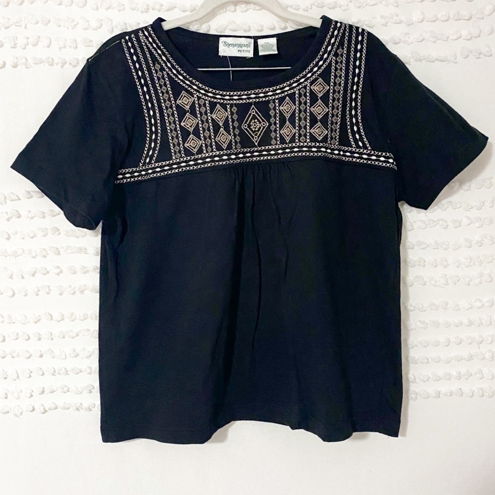 Shenanigans petite embroidered top extra large pxl